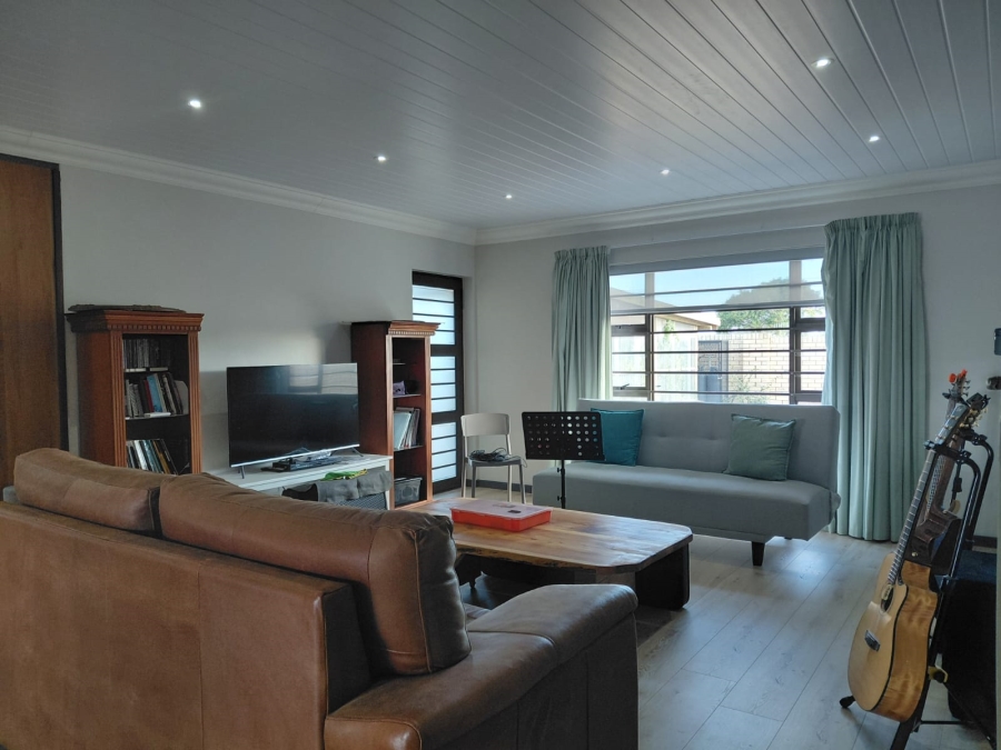 3 Bedroom Property for Sale in Stilbaai Wes Western Cape